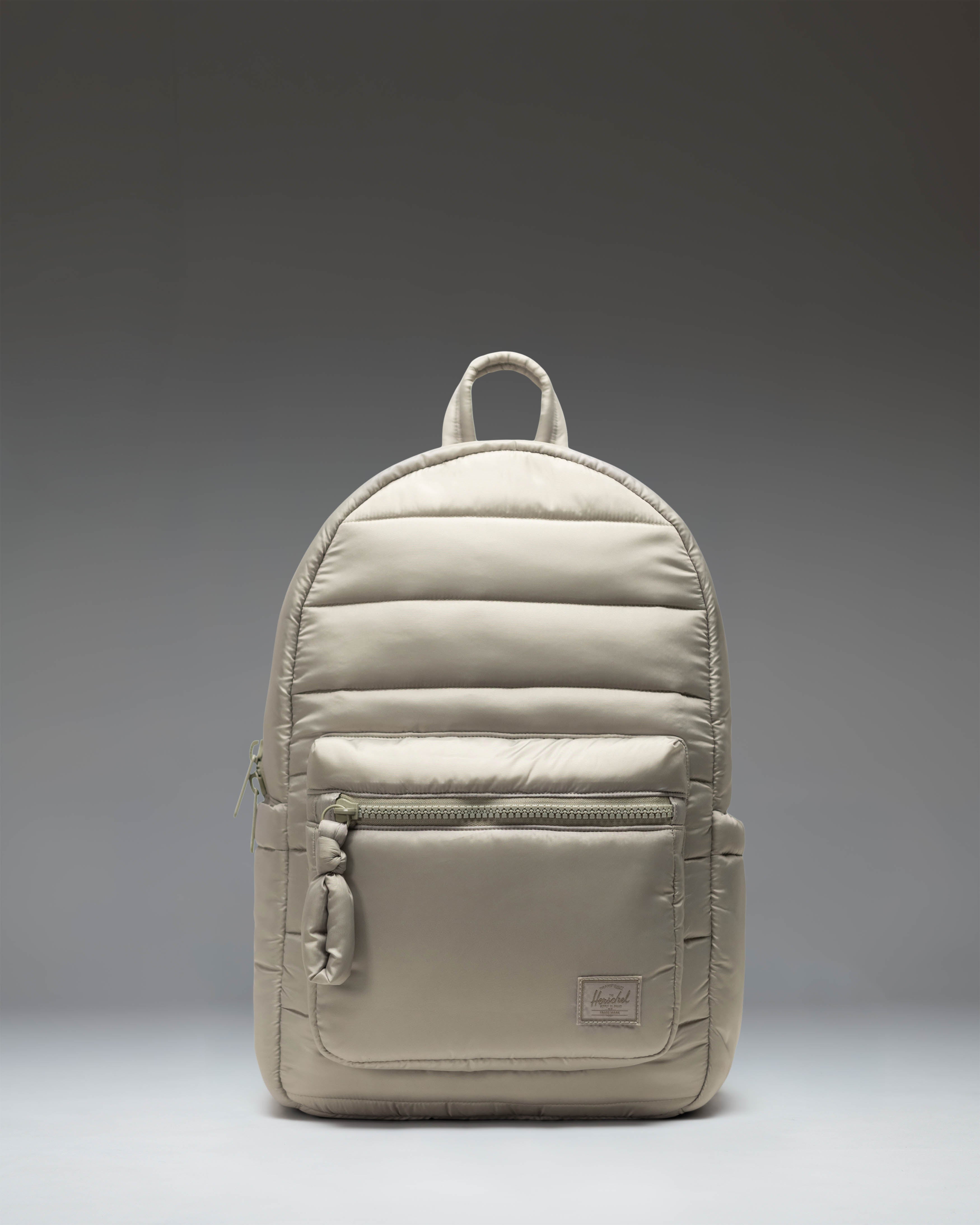 herschel backpack pickup Classic XL Supply Co. USA A second side storage pocket provides space for smaller items that you want to access quickly such as a smartphone Herschel Supply Co. Little America