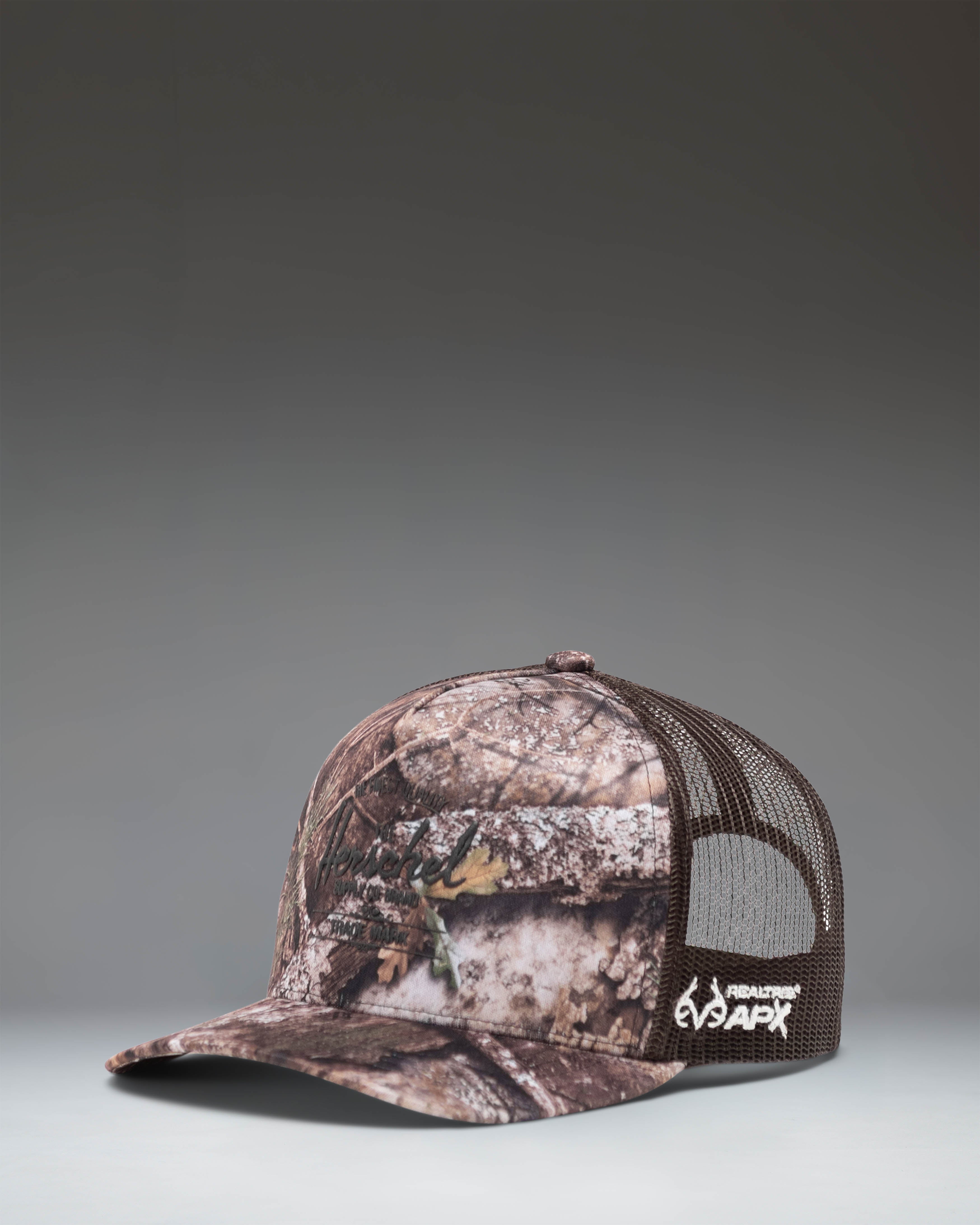Realtree® Whaler Tall Mesh Cap – Herschel Supply Co. USA