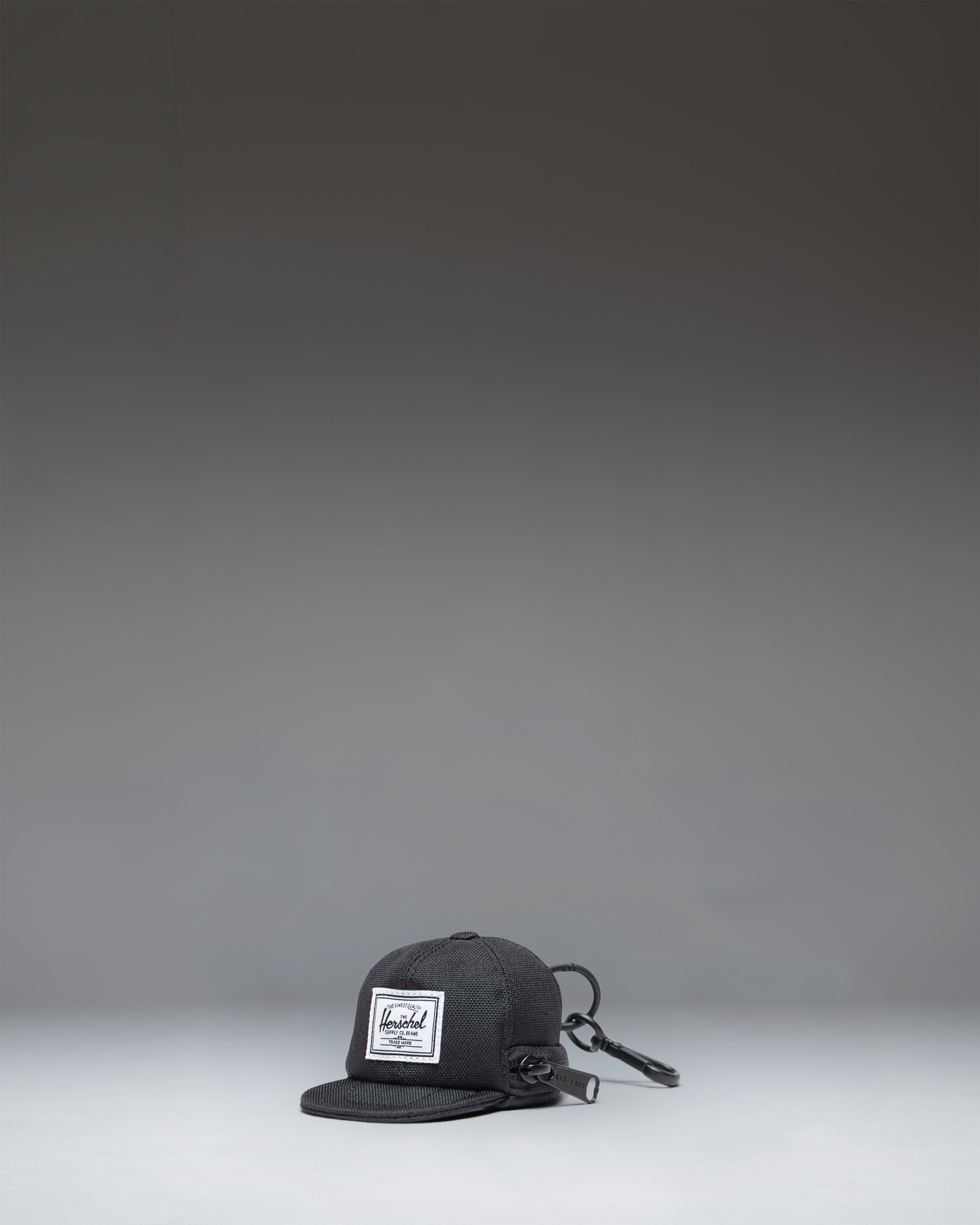 Sylas Classic Cap Bag Charm