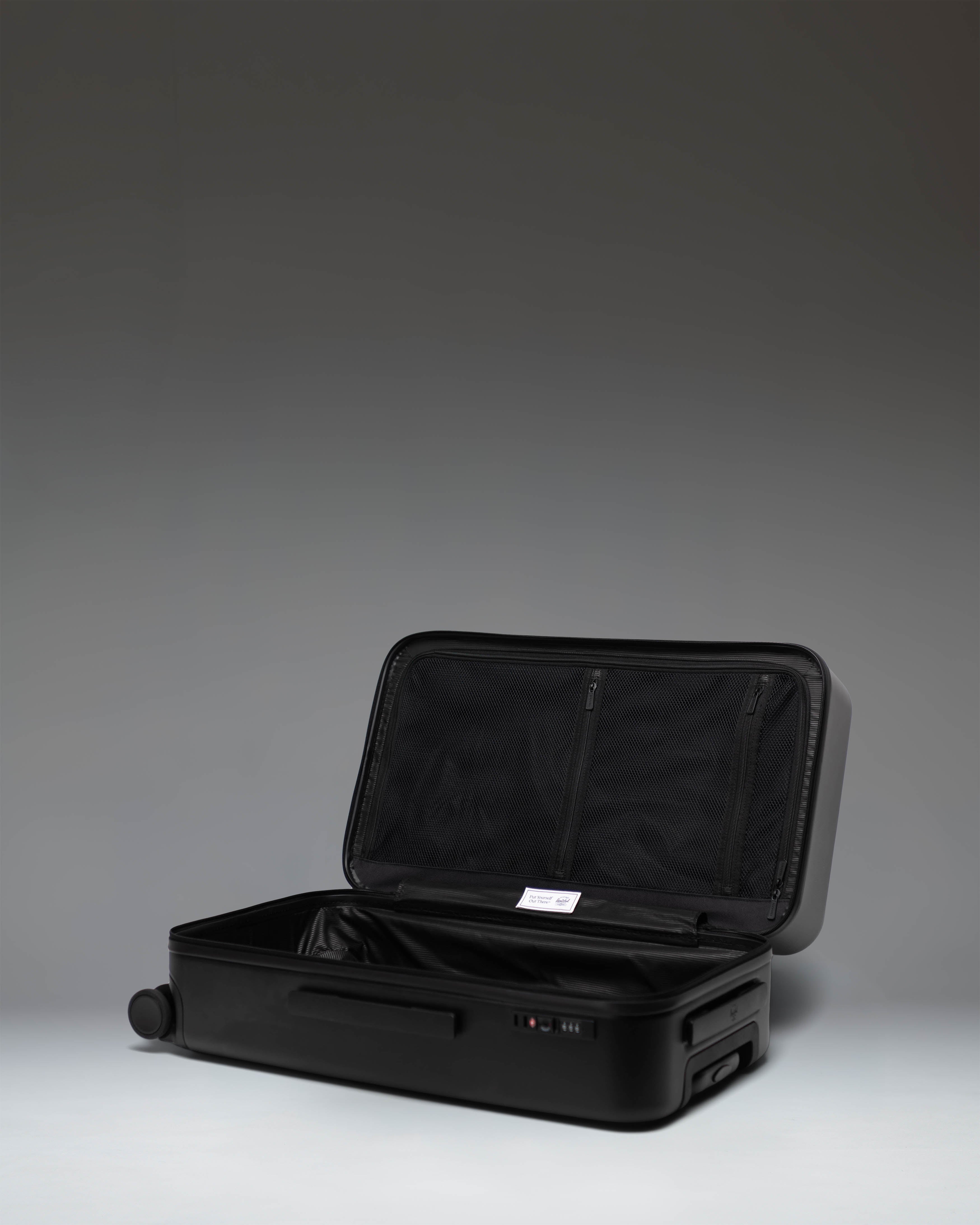Herschel Supply キャリーケース ブラック　107l Herschel Heritage Hardshell Medium Luggage – Herschel Supply Co. USA