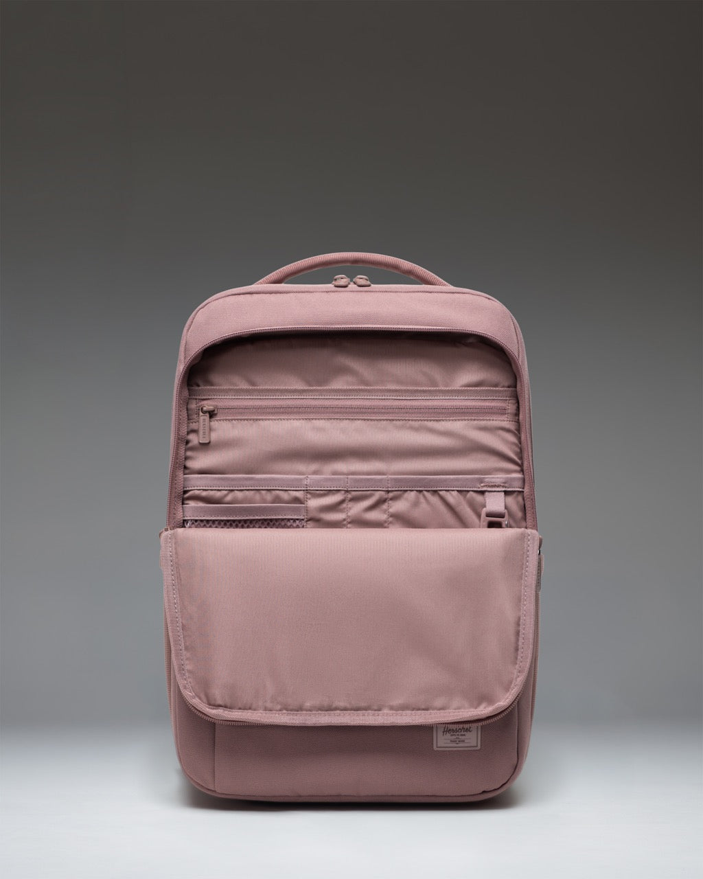 Herschel Kaslo Daypack Tech – pohled 4