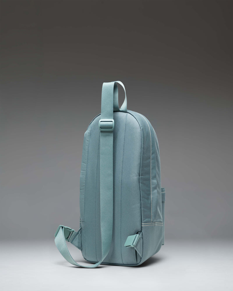 Herschel Supply Co. Heritage Shoulder Bag.