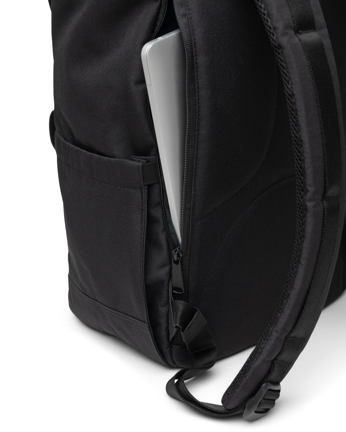 Herschel Little America – Přístup z boku