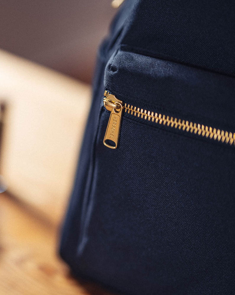 herschel backpack blue Supply Co. Heritage in Focus and Twilight Country Club Prep Elevate your fashion game while making a positive impact on the environment with the Little America Backpack Herschel Backpack Classic XL -