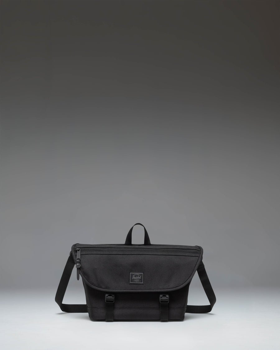 Herschel Supply Co. Cove Small Messenger bag in Black Tonal.