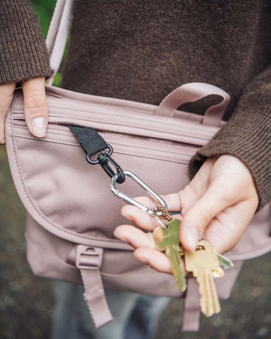 Herschel Cove Messenger Small – pohled 2