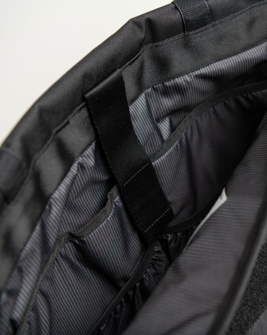 Cove Messenger – Herschel Supply Co. USA