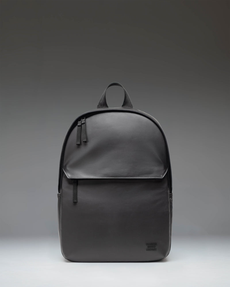 black and silver leather backpack XL Universo Vegan + Sans Beast Under the flap Lo & Sons Rowledge 2