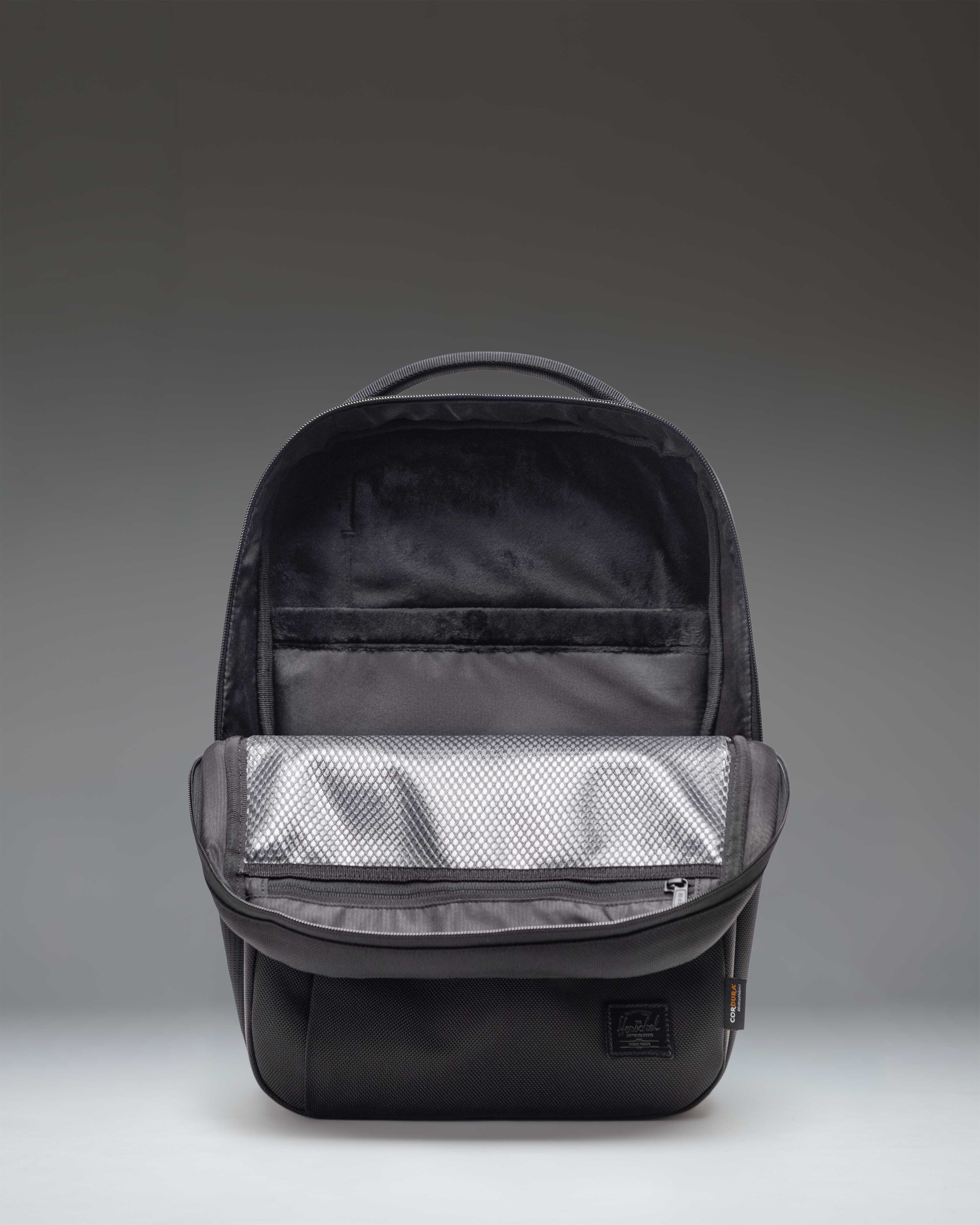 Kaslo Daypack Tech Cordura – Herschel Supply Co. USA