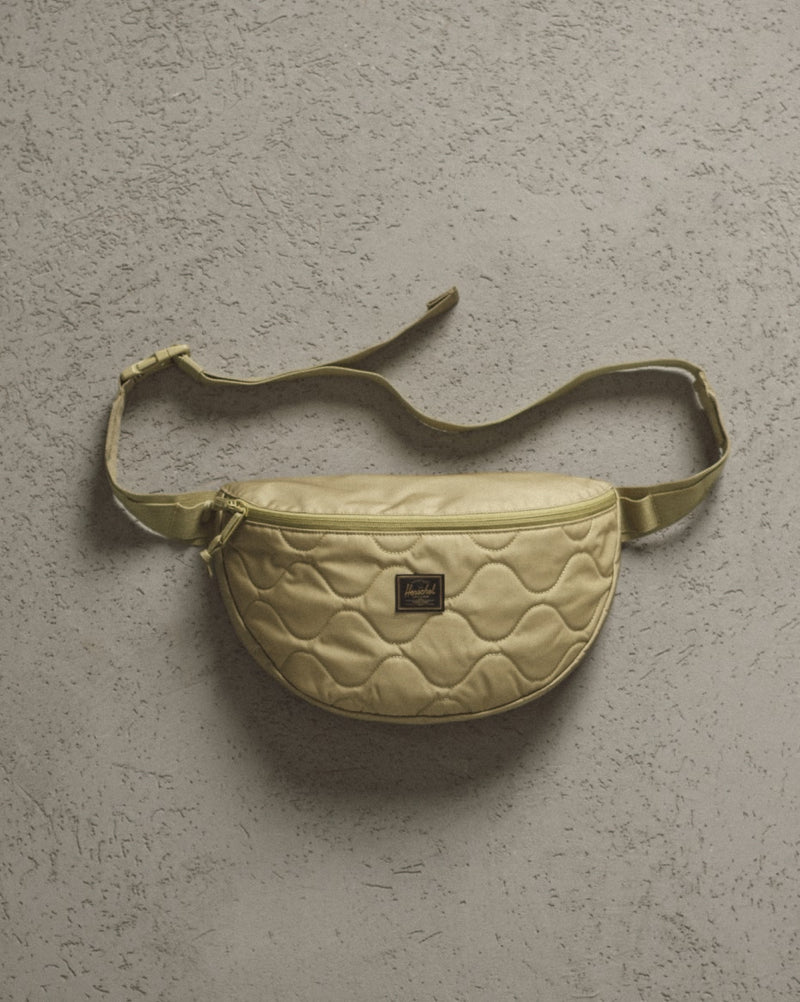 Kaine XL Quilted Capsule Hip Pack