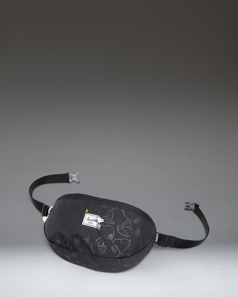 Peanuts® Kaine Hip Pack