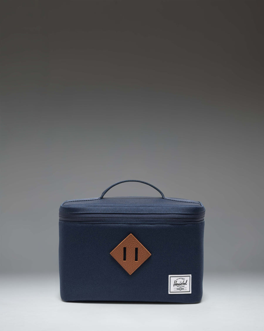 Herschel Heritage Lunch Box in Navy.