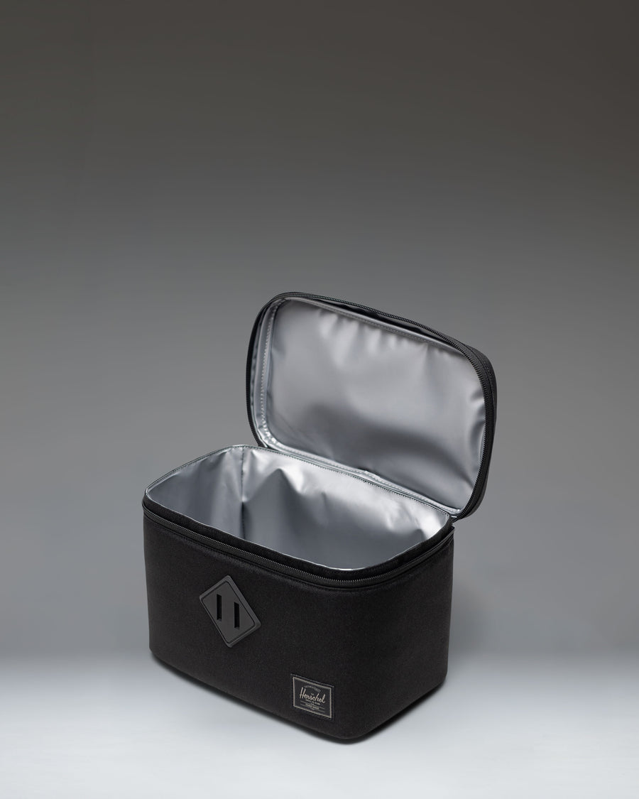 Herschel Heritage Lunch Box in Black Tonal.