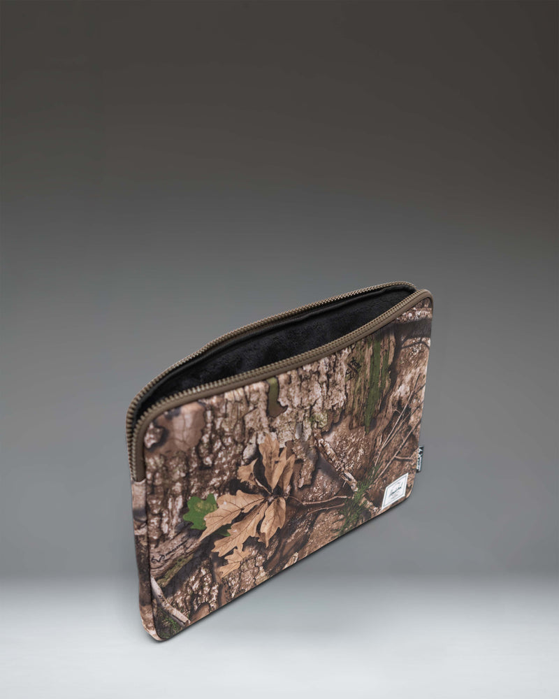 Realtree Anchor 15-16 Inch Sleeve