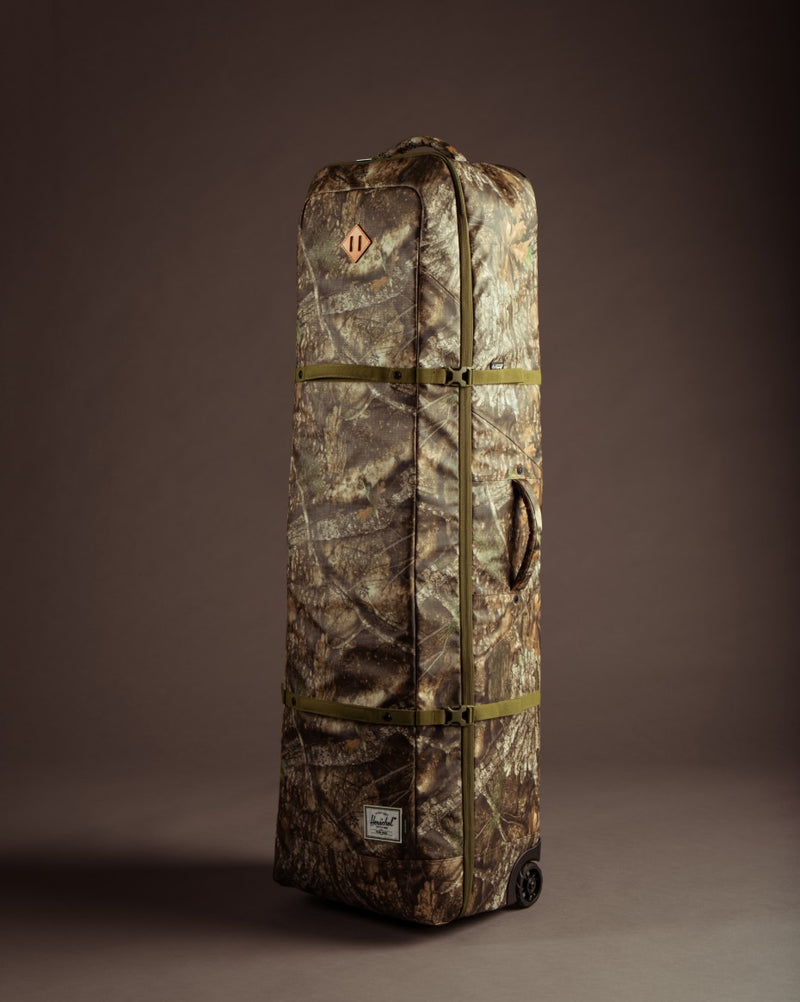 Realtree Herschel Heritage Golf Travel Wheelie Bag