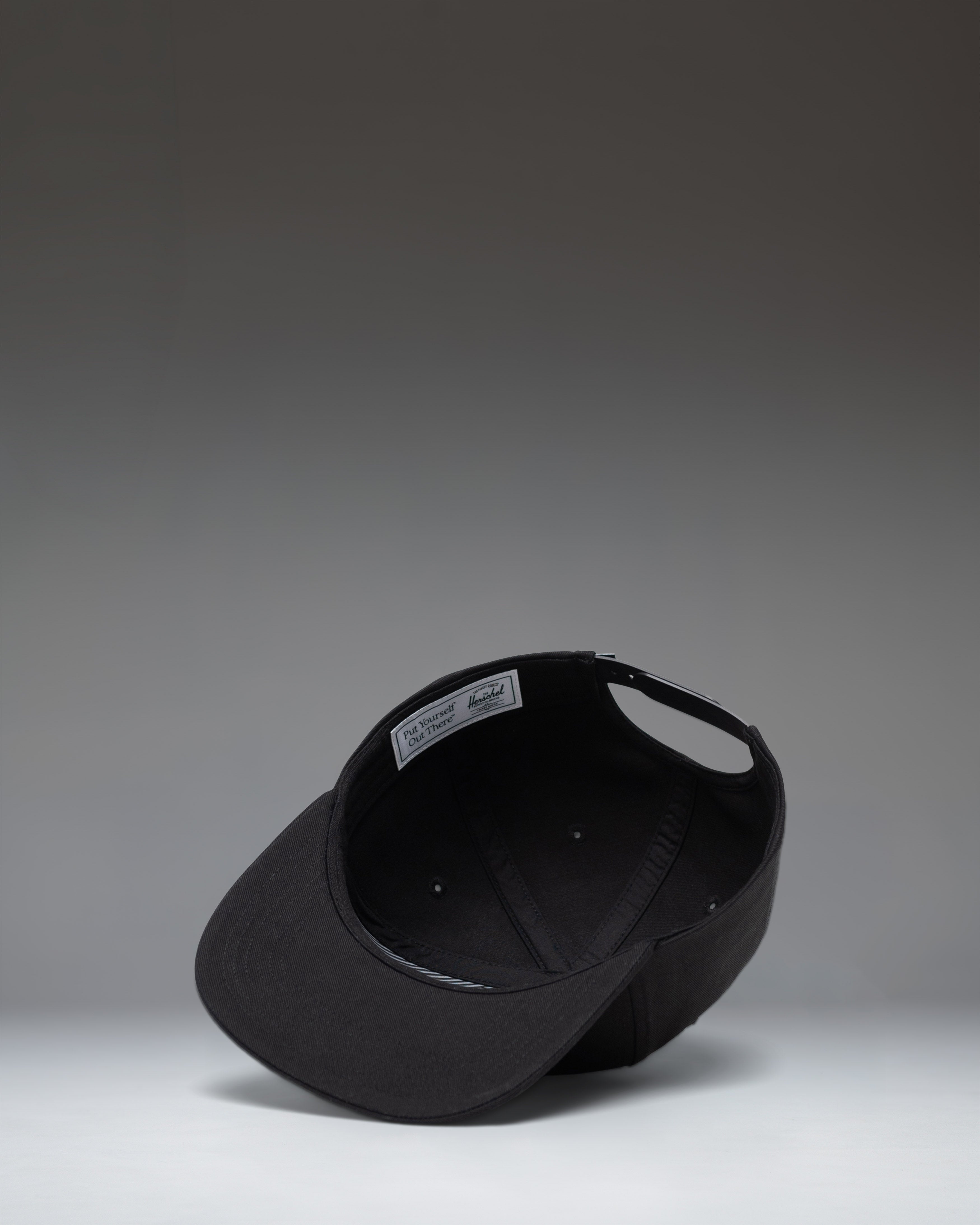 Whaler 6 Panel Cap – Herschel Supply Co. USA