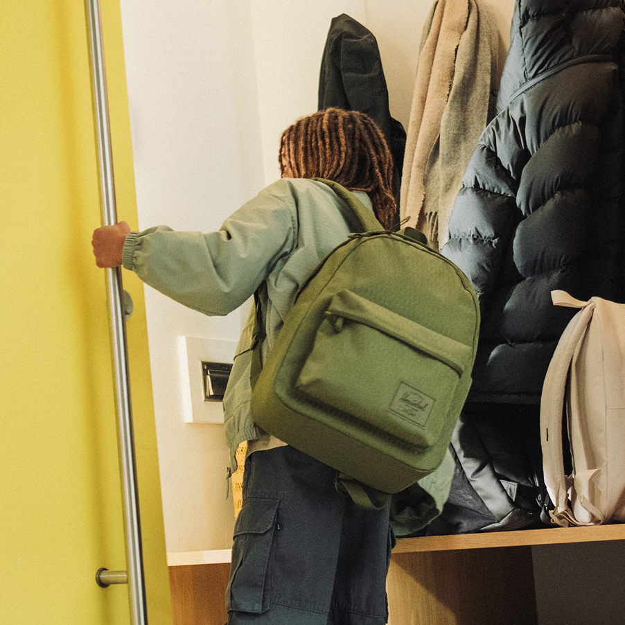 herschel backpack student discount Classic XL Supply Co. USA Made from recycled polyester Herschel Supply Co 10% Student