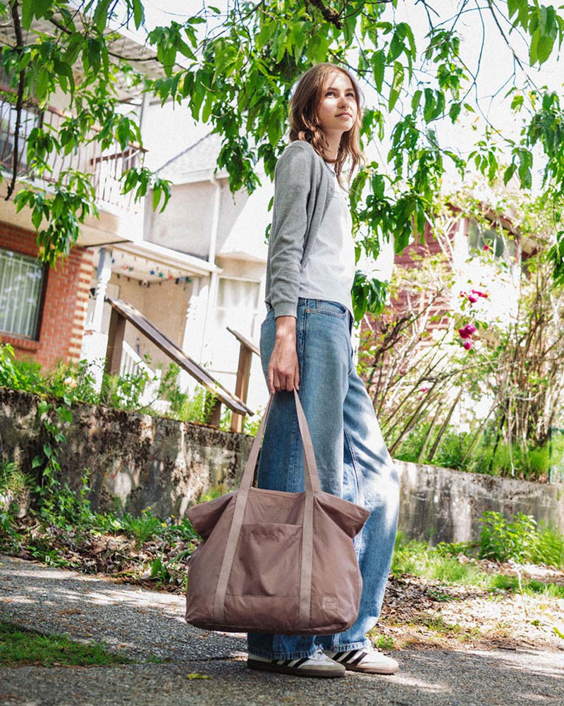 herschel supply co packable travel tote bag Portland 23.7L this product carries a maximum weight of 12 lbs Herschel Supply Co Packable Tote