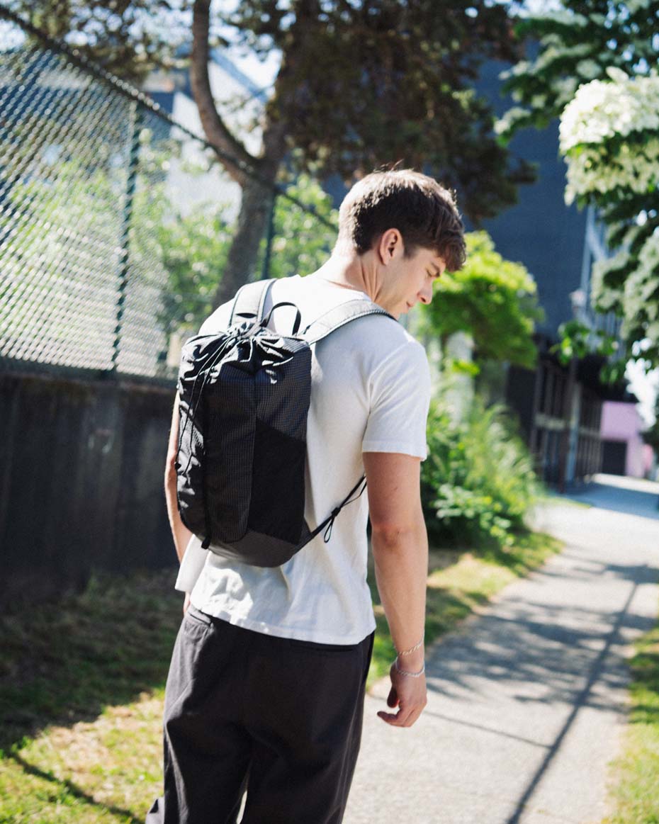 Ultralight Cinch Daypack 14L – Herschel Supply Co. USA