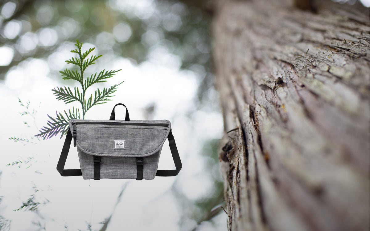 Herschel Cove Messenger Small – pohled 5