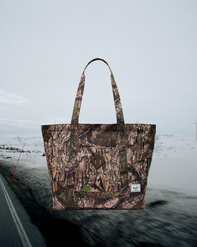 Realtree® Herschel Heritage™ Tote – Herschel Supply Co. USA