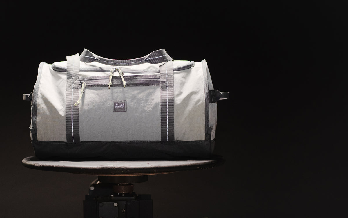 Herschel Kaine Ripstop Reflective Duffle – pohled 2