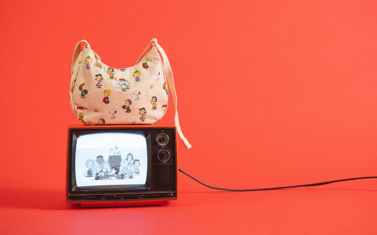 Peanuts® Yara Shoulder Bag