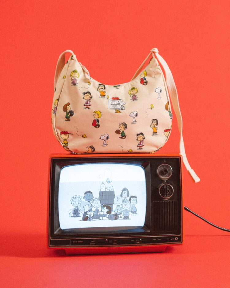 Peanuts® Yara Shoulder Bag