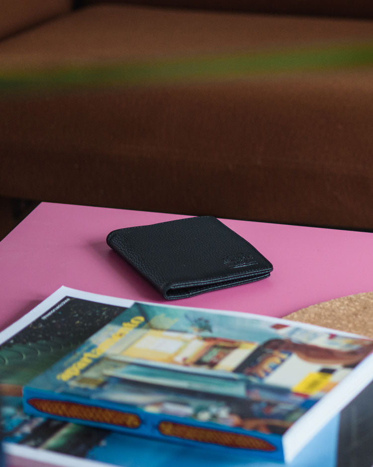 Raynor Passport Holder Vegan Leather – Herschel Supply Co. USA