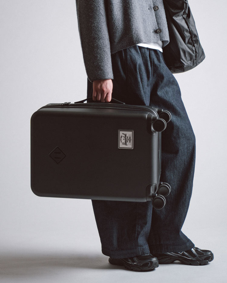 herschel backpack as carry on Classic The inside lining keeps things fresh with a subtle stripe Herschel Luggage Review - Backpack,