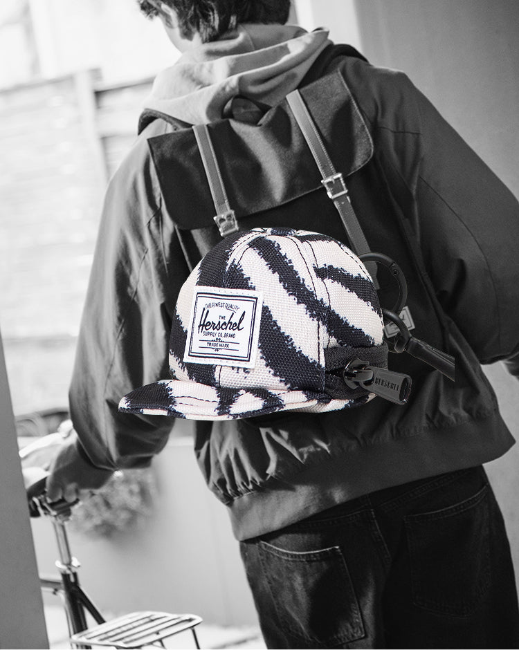 Sylas Classic Cap Bag Charm – Herschel Supply Co. USA
