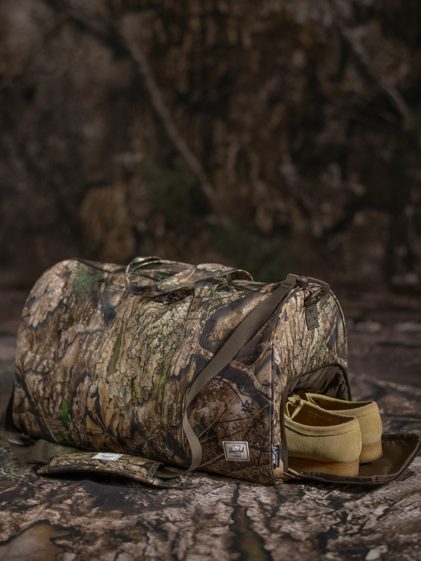 Realtree® Herschel Novel™ Duffle – Herschel Supply Co. USA Realtree® Herschel Novel™ Duffle – Herschel Supply Co. USA