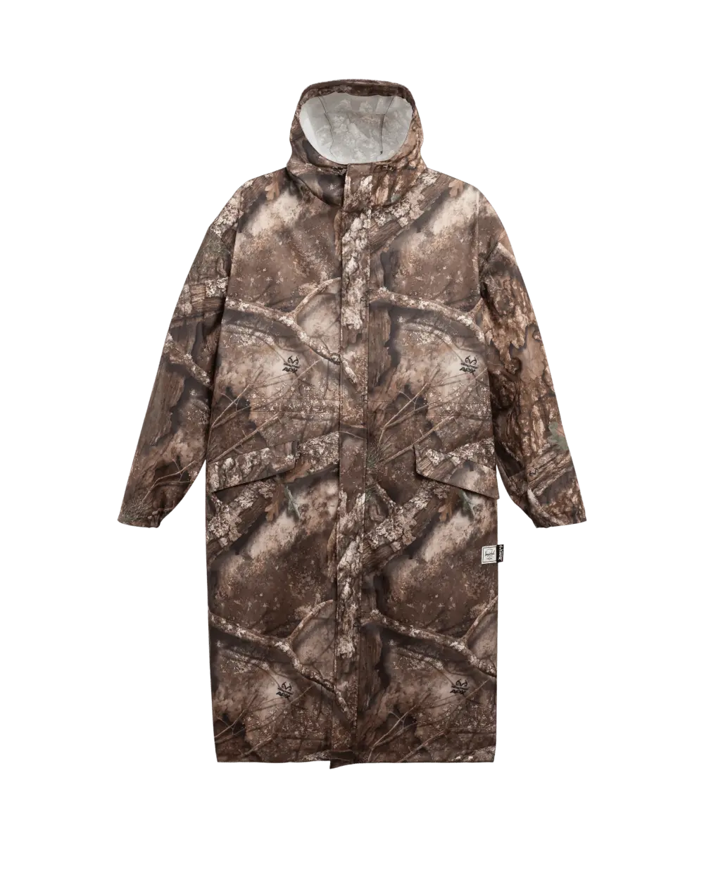 An image of the Realtree® Skeena Raincoat Women's in APX™ Camo