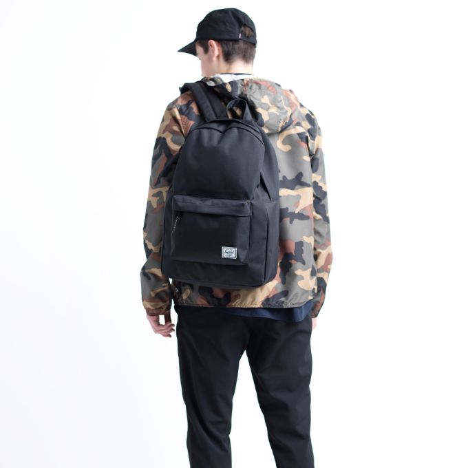 herschel black backpack