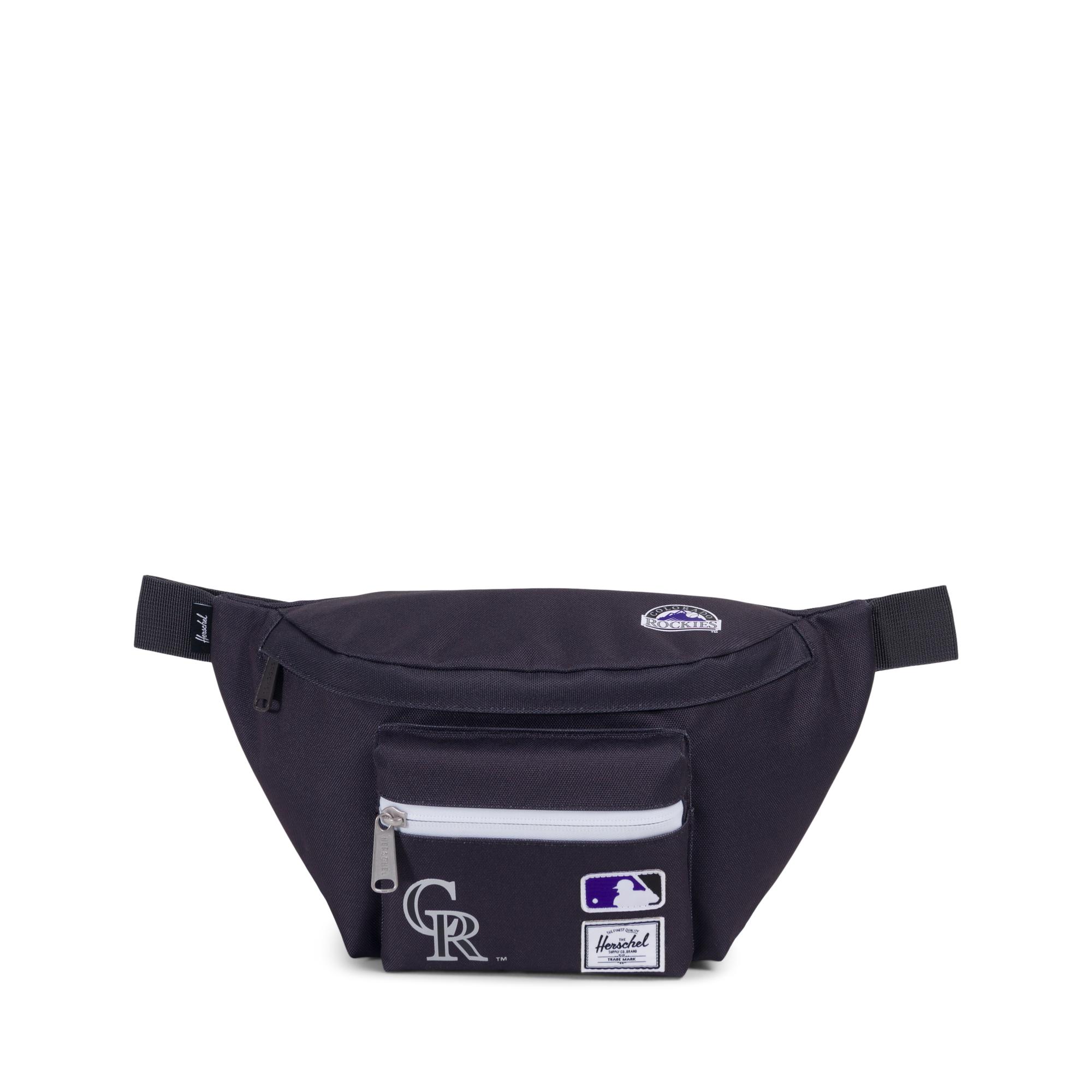 herschel seventeen fanny pack