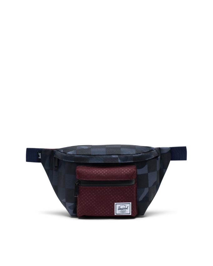 herschel eighteen sling bag