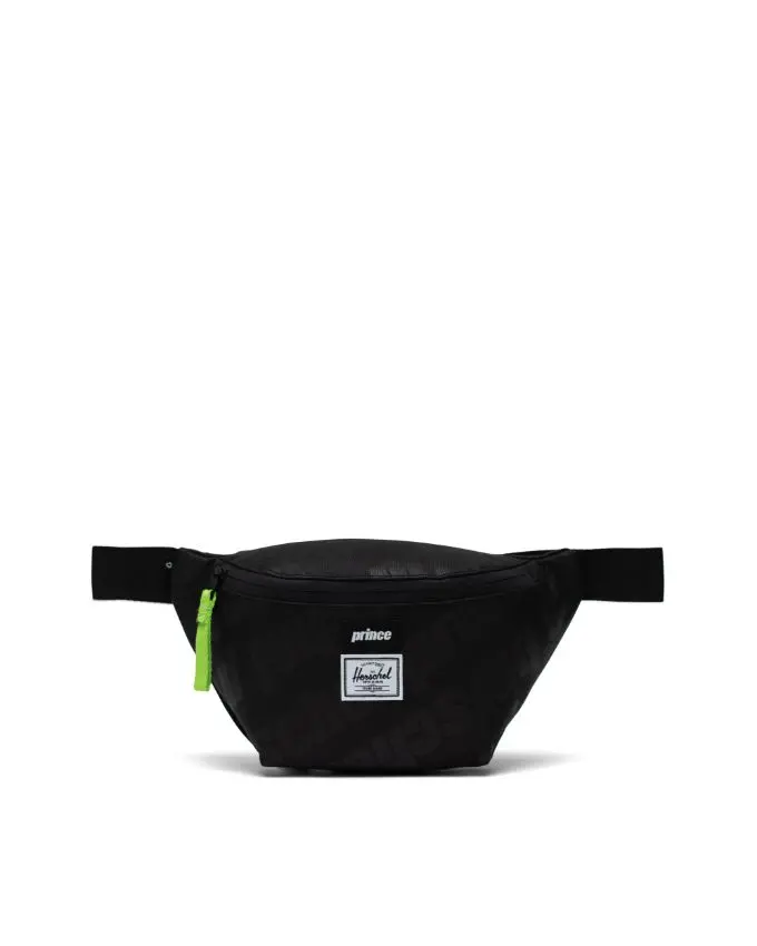Seventeen Hip Pack