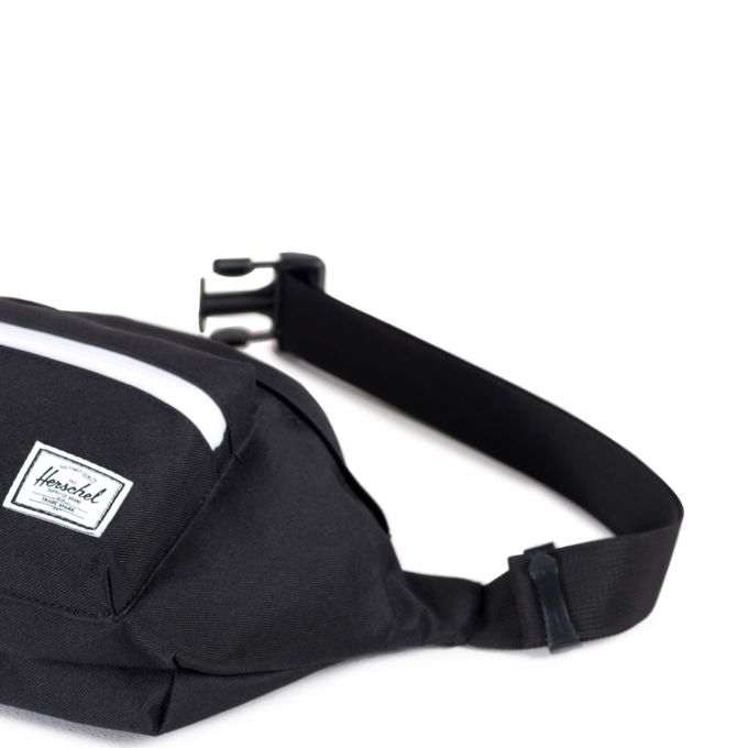 herschel black fanny pack