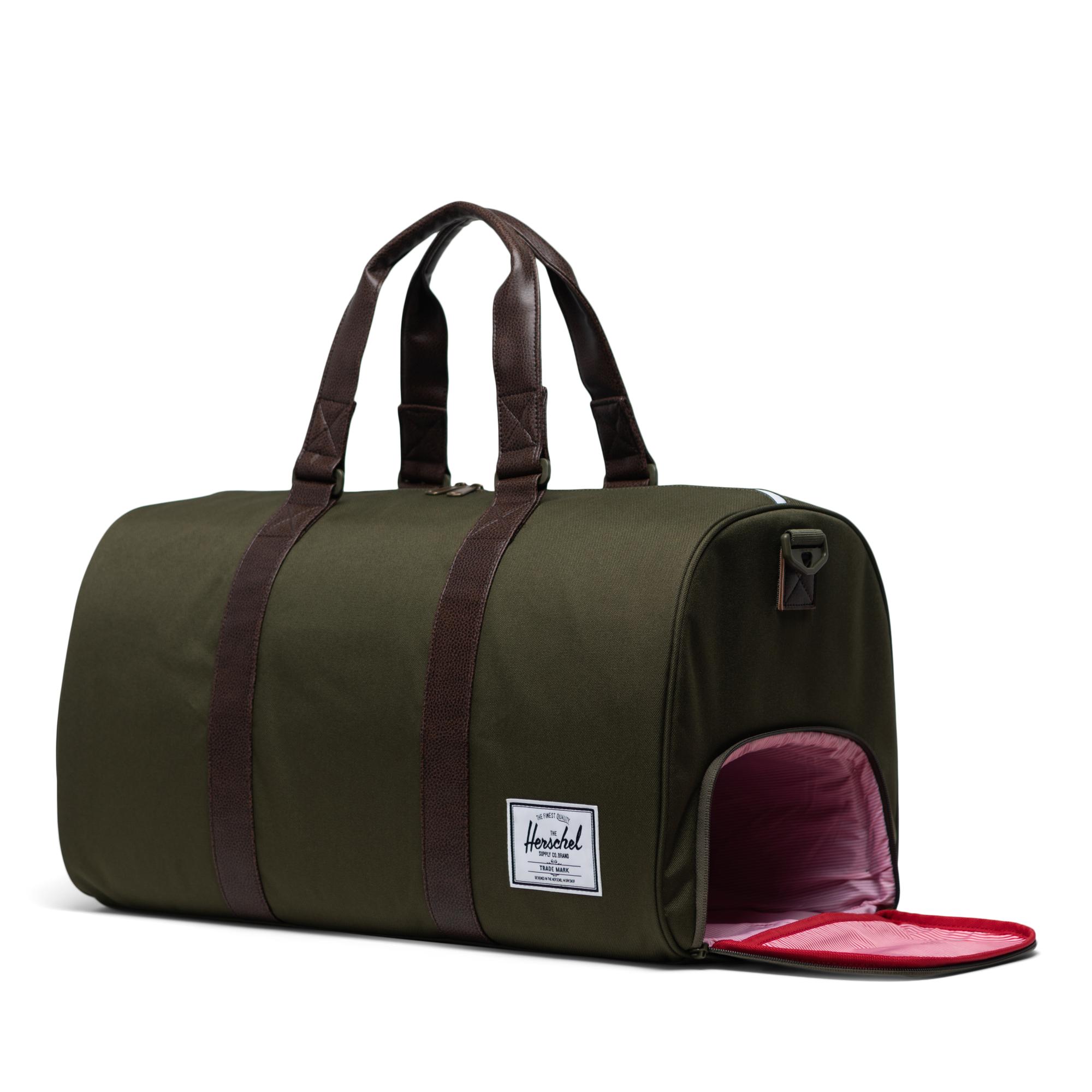 Herschel bag 2024 with shoe compartment