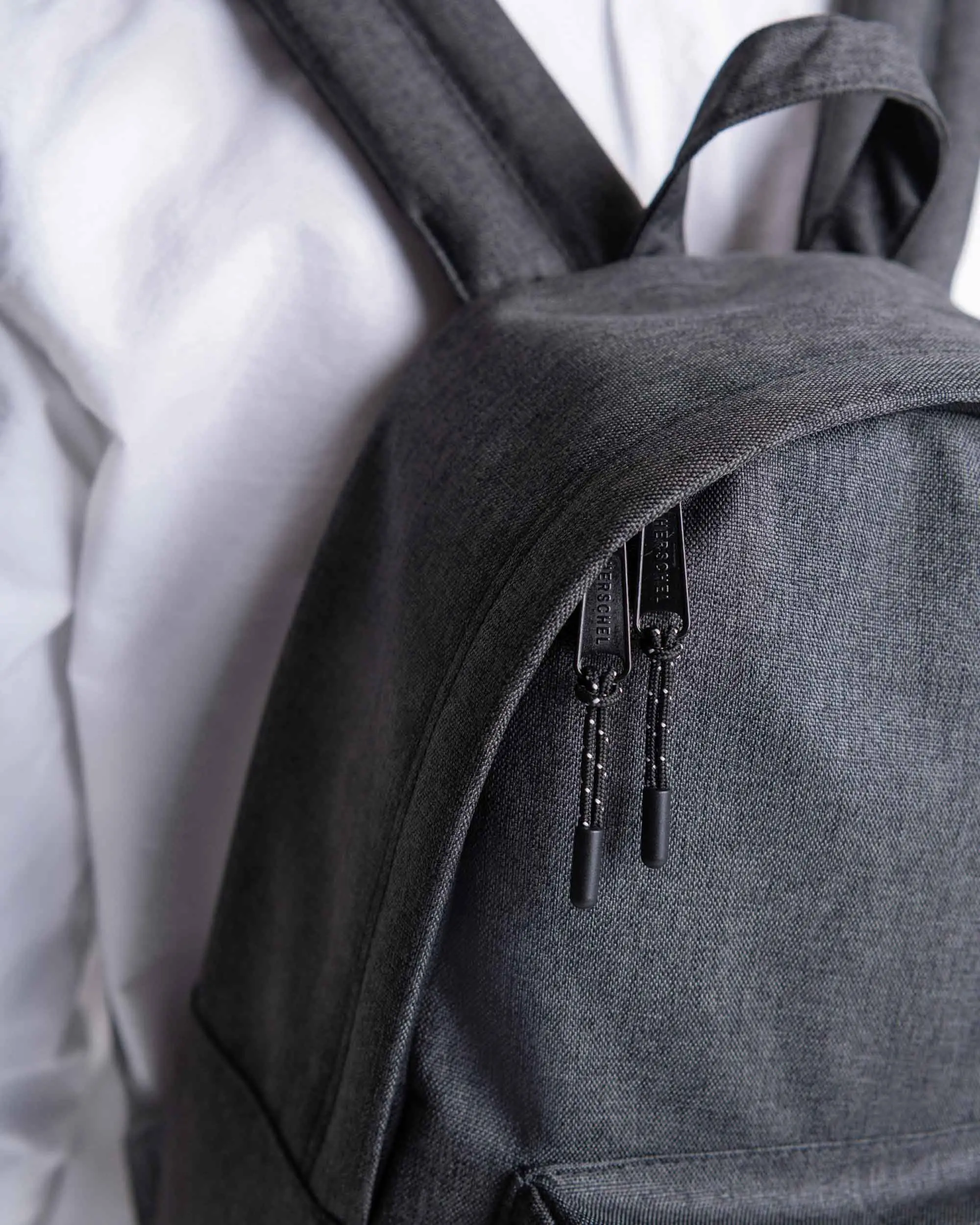 Herschel Classic Backpack | Mid-Volume
