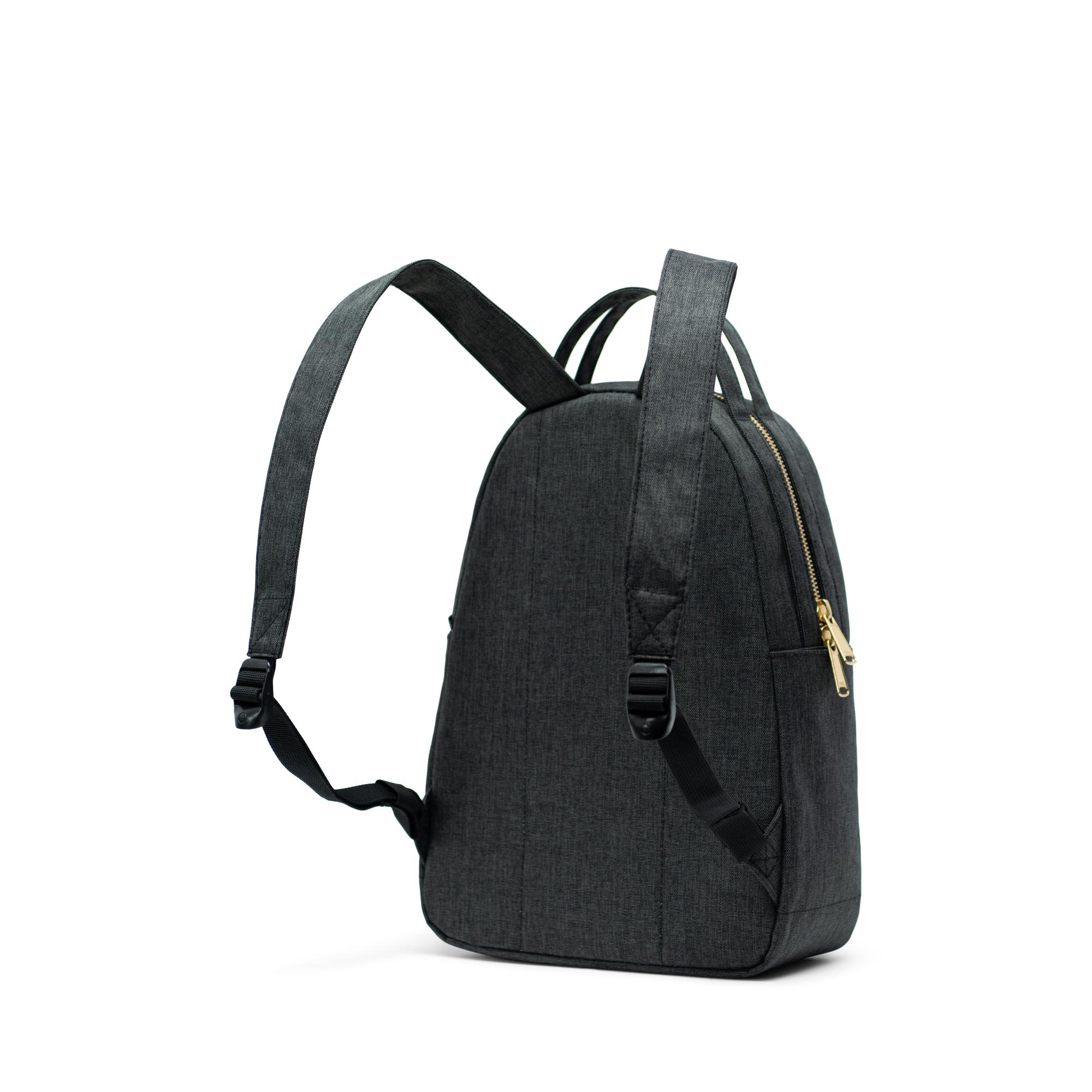 Herschel nova small discount black