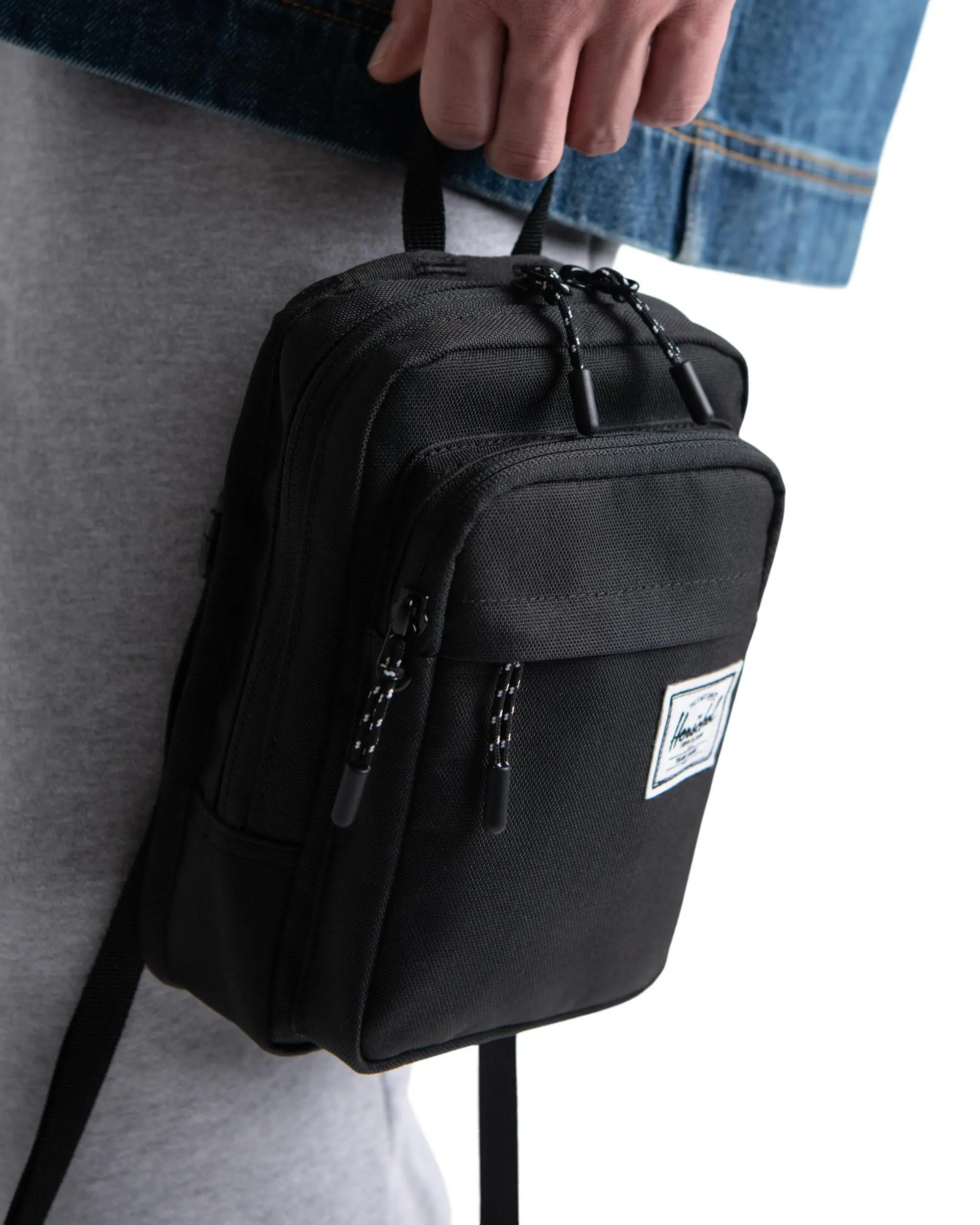 Form Crossbody Large