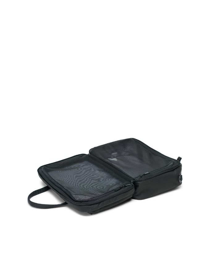 Bowen Travel Duffle Herschel Supply Company