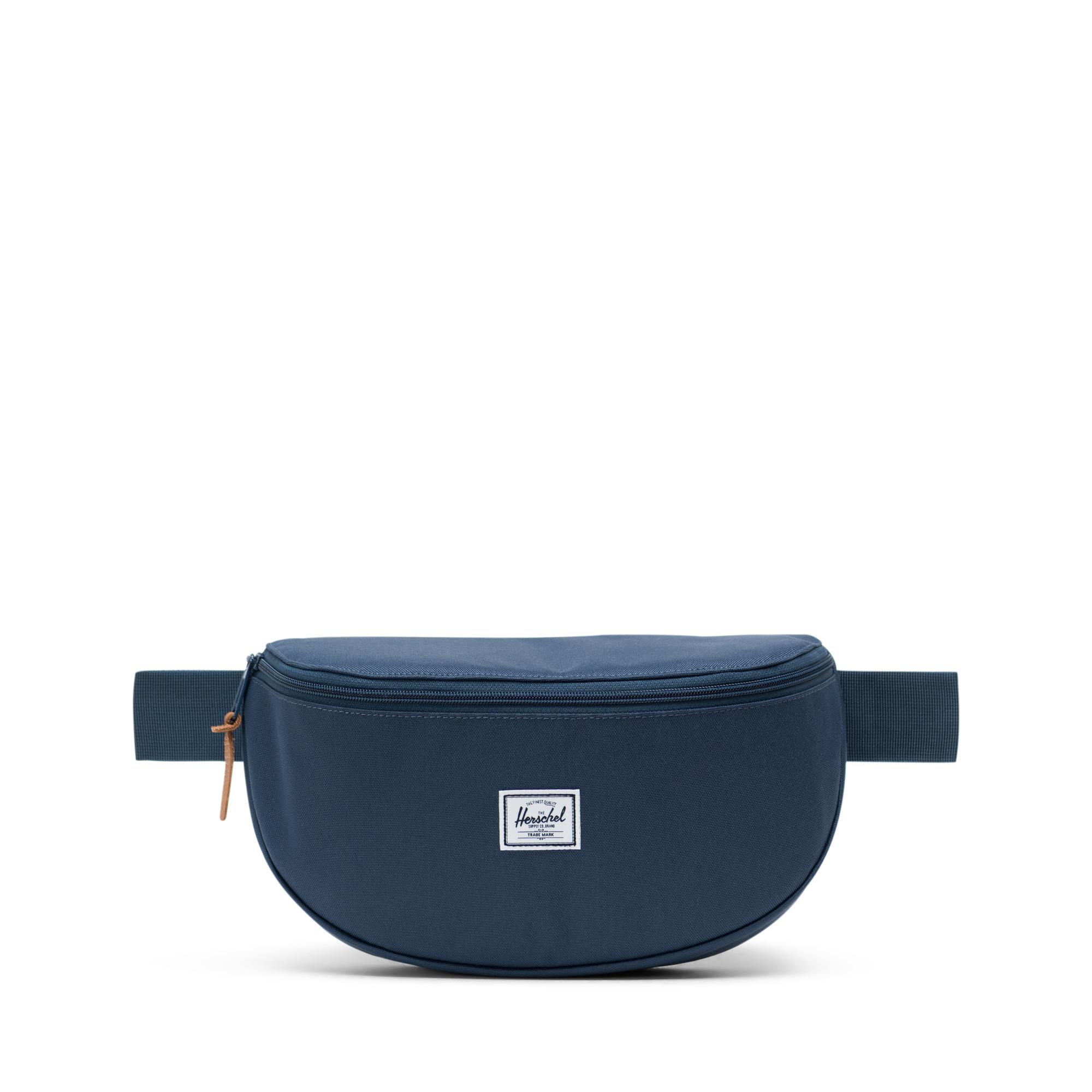 sixteen hip pack herschel