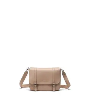 herschel retreat crossbody