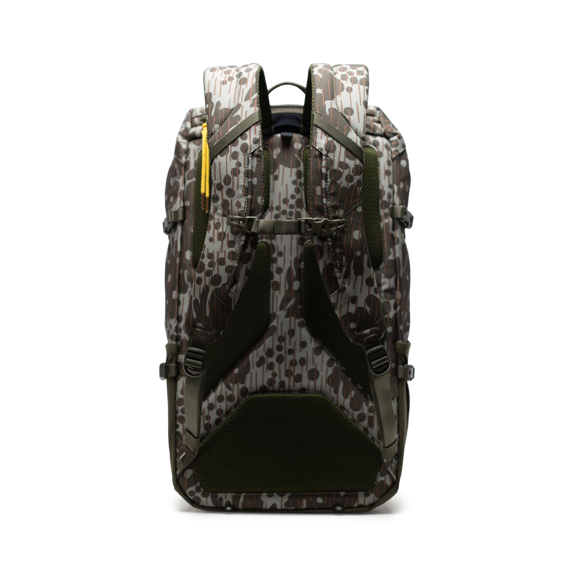 Barlow large outlet backpack