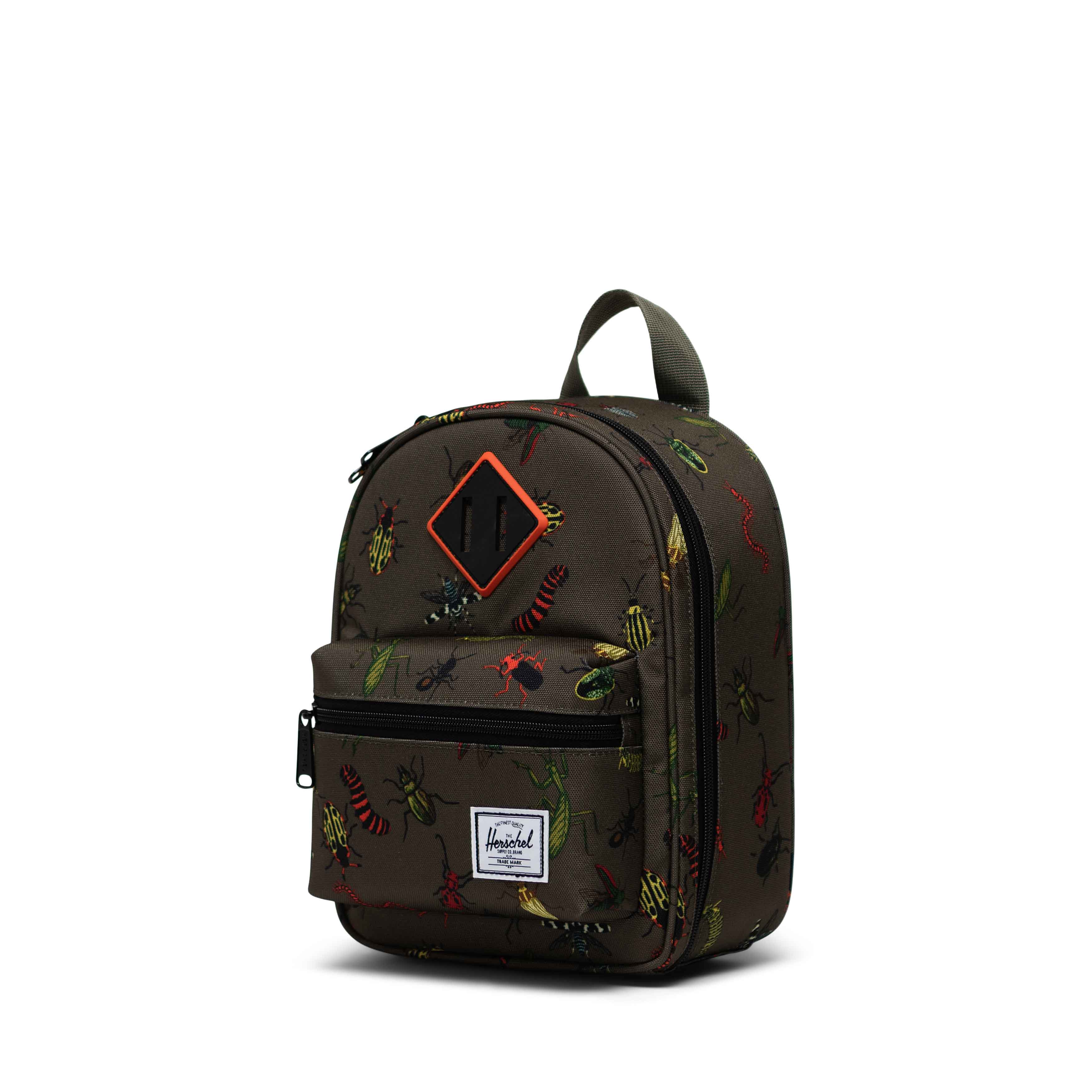 https://herschel.com/content/dam/herschel/products/11152/11152-05682-OS_02.jpg