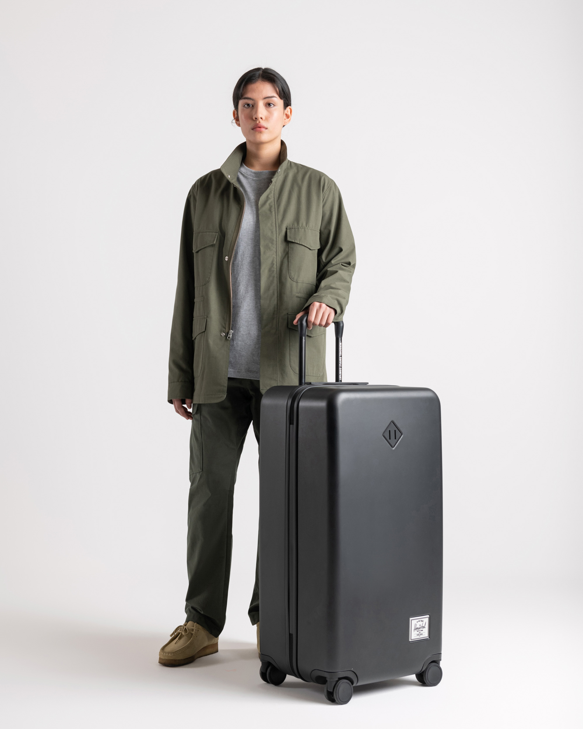Herschel trade large suitcase sales