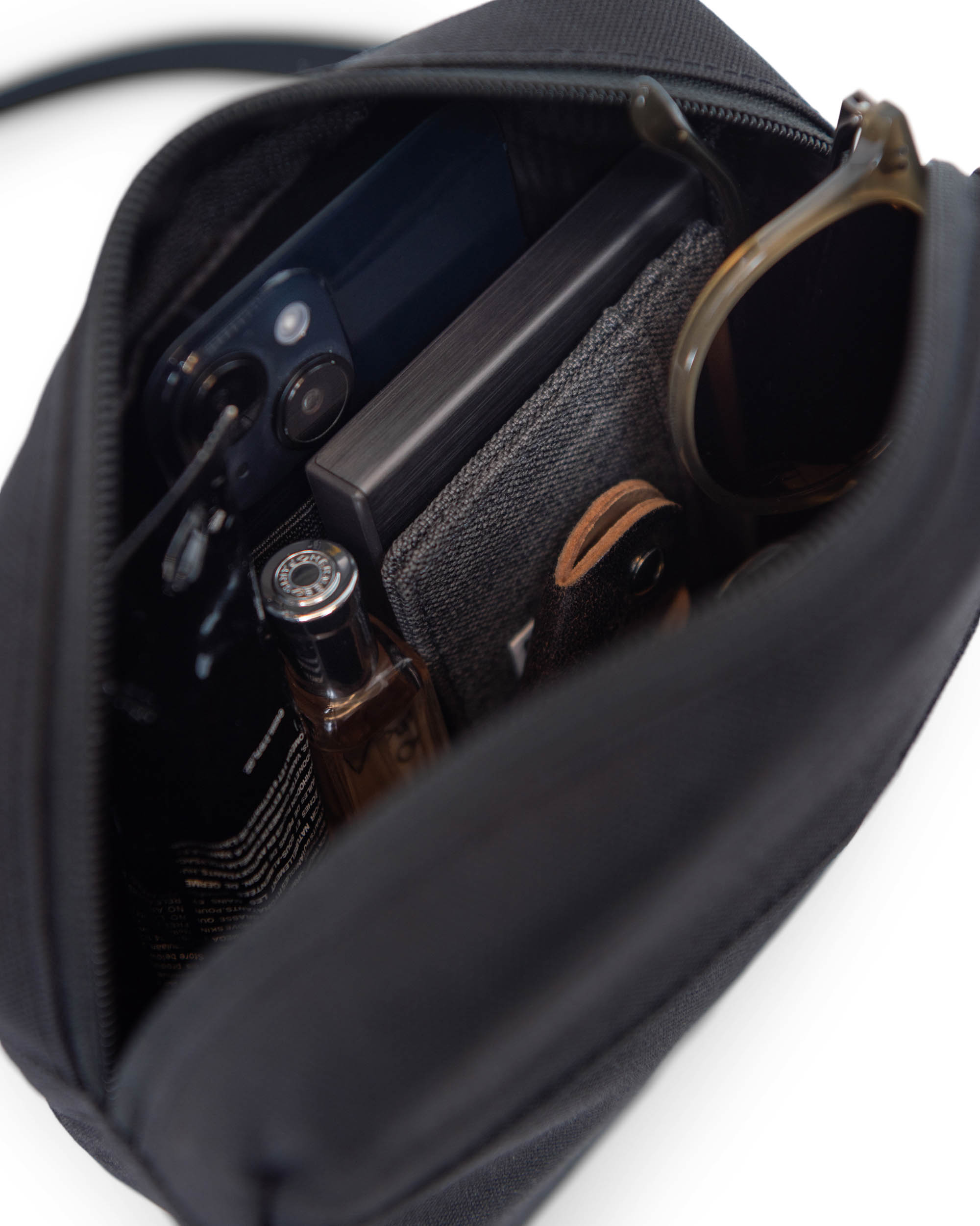 Herschel Classic Crossbody Herschel Supply Company