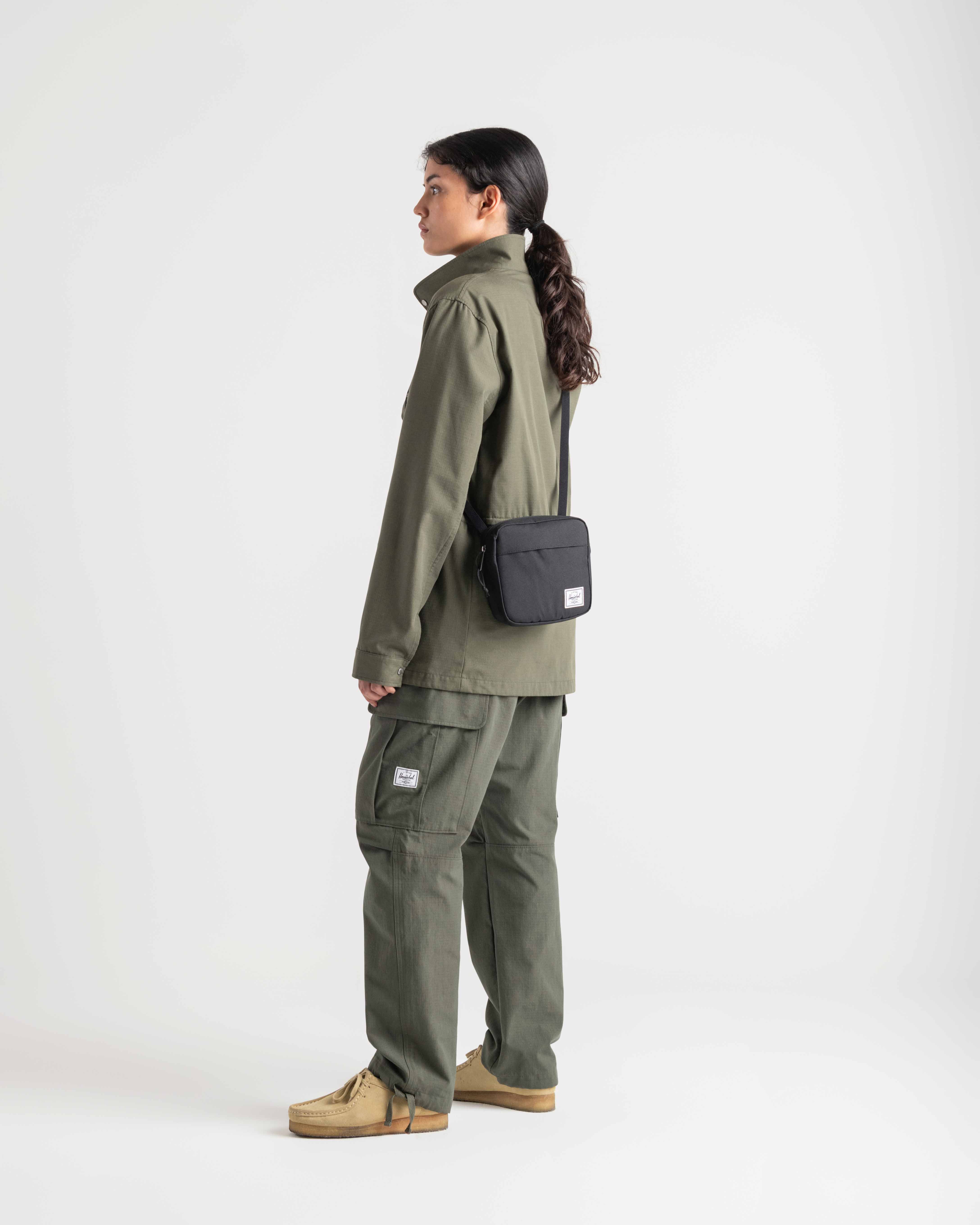 Herschel Classic Crossbody Herschel Supply Company
